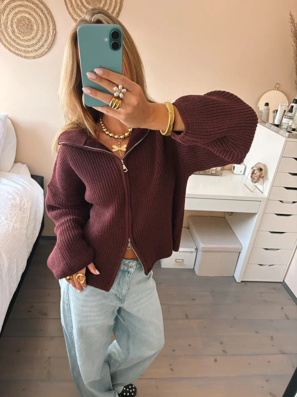 Women's Chunky Knit Cardigan – Oversized Burgundy Zip-Up Cardigan