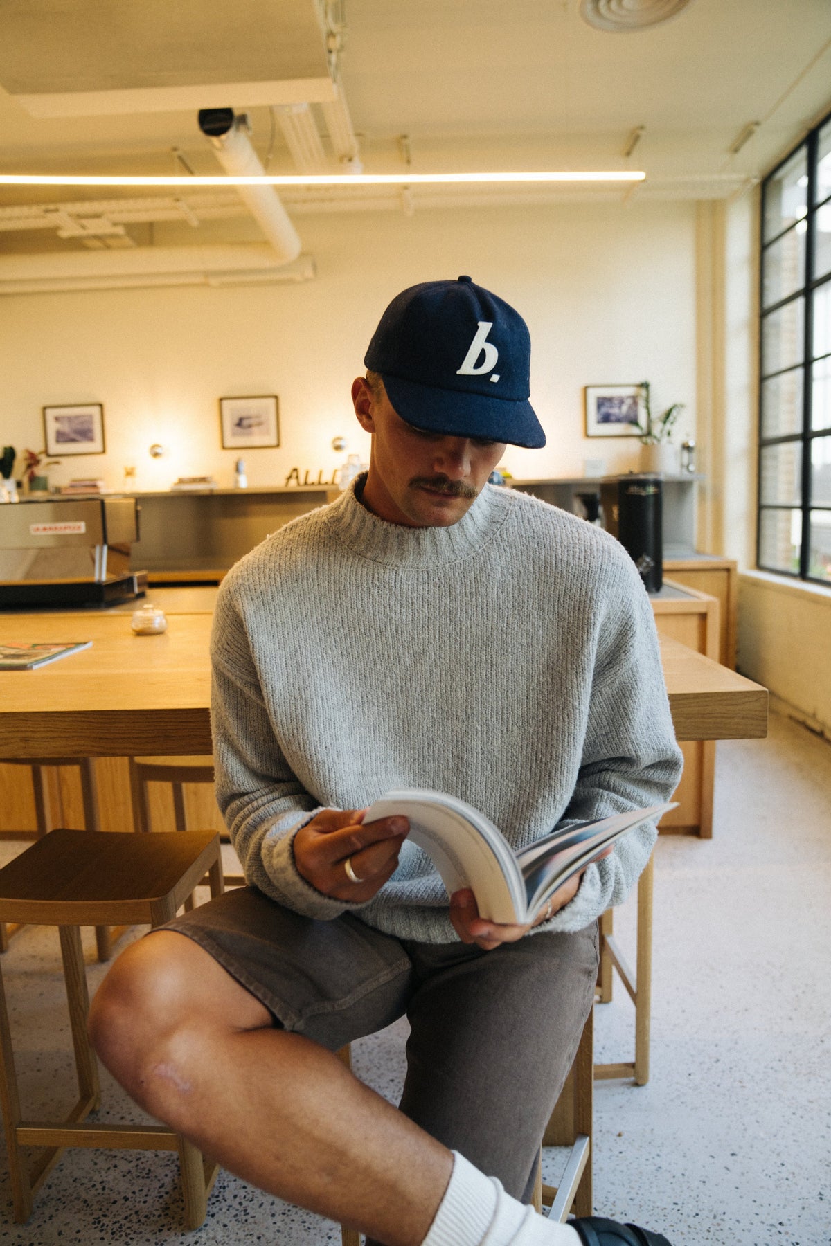 Men's Grey Cropped Knit Jumper – Boxy Crew Neck Sweater