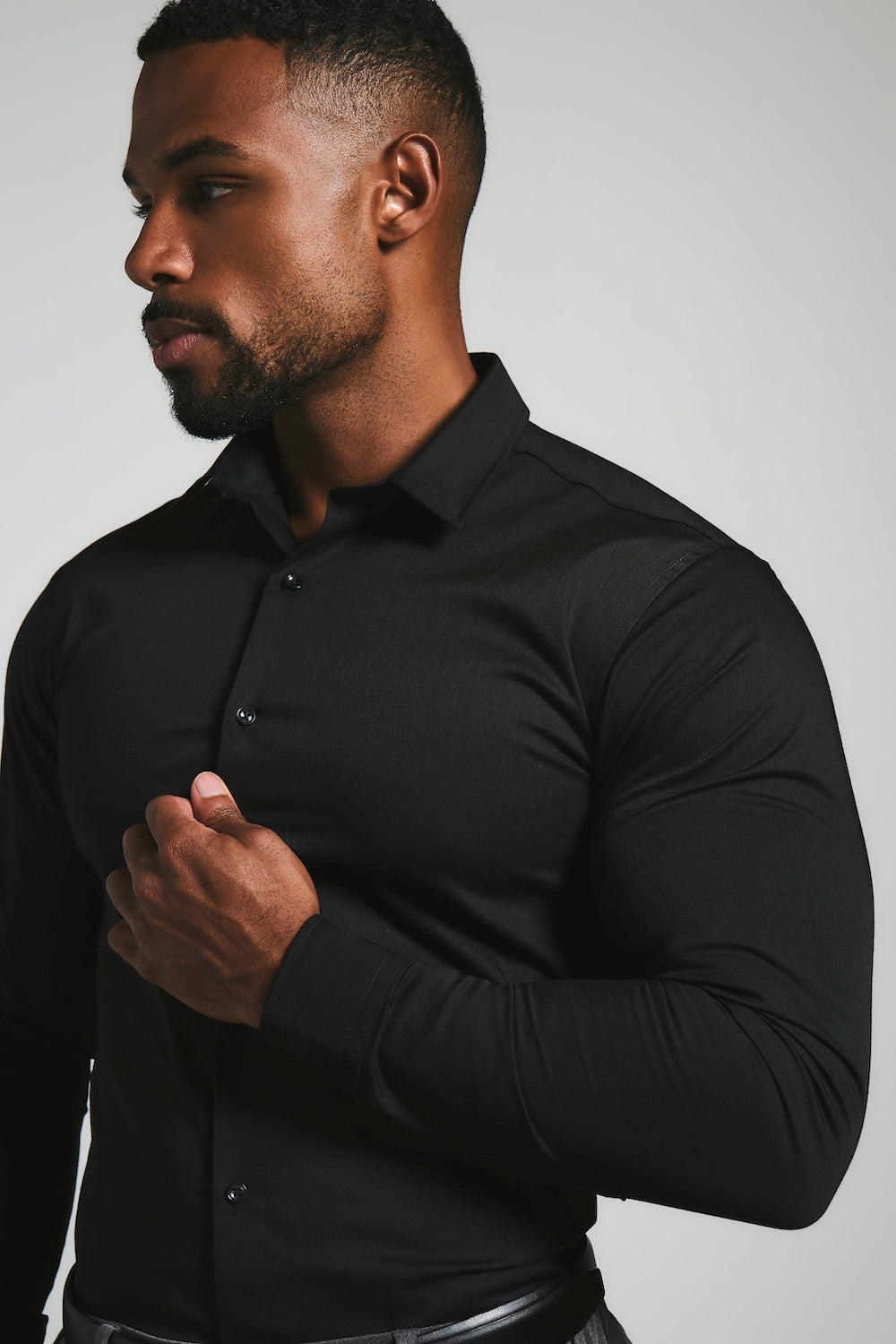 Men'S Muscle Fit Dress Shirt In Black
