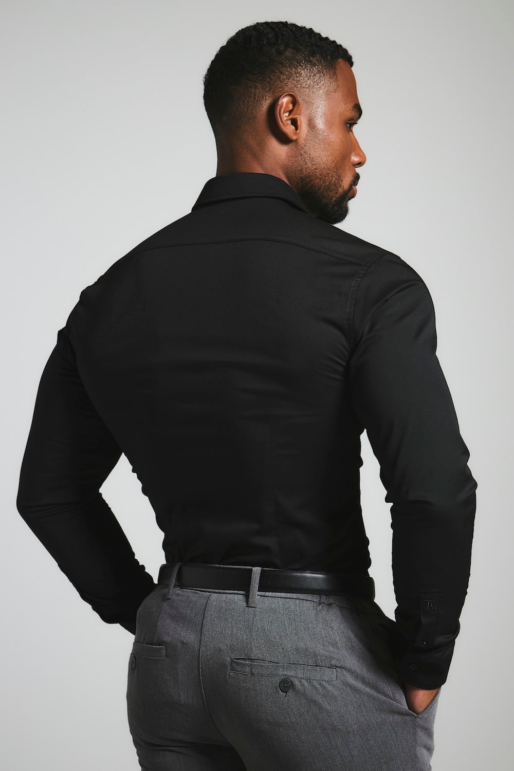 Men'S Muscle Fit Dress Shirt In Black