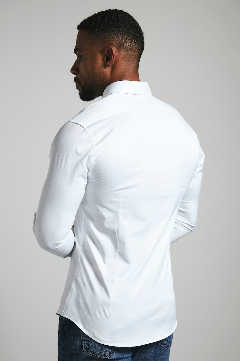 Men's White Muscle Fit Shirt – Stretch Button-Down Collar Shirt